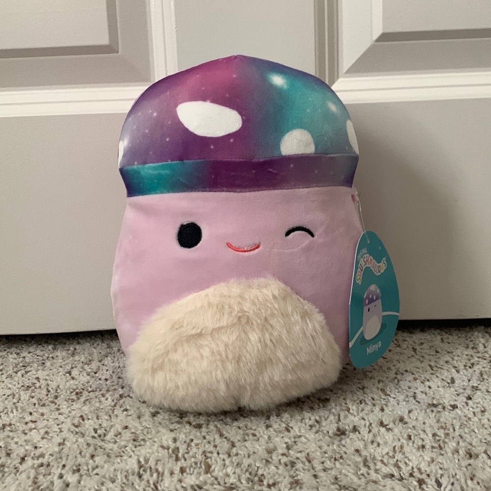 Minya the mushroom Squishmallow 8 inch